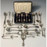 A cased set of six silver coffee spoons together with other silver cutlery, 12ozt.