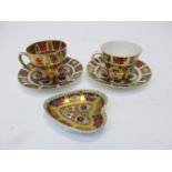 A Royal Crown Derby cabinet cup and saucer, pattern no. 1128, together with a Royal Crown Derby 'Old
