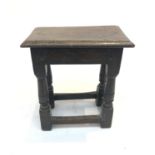 An oak joint stool. (Dimensions: Height 40cm, width 46cm.)(Height 40cm, width 46cm.)