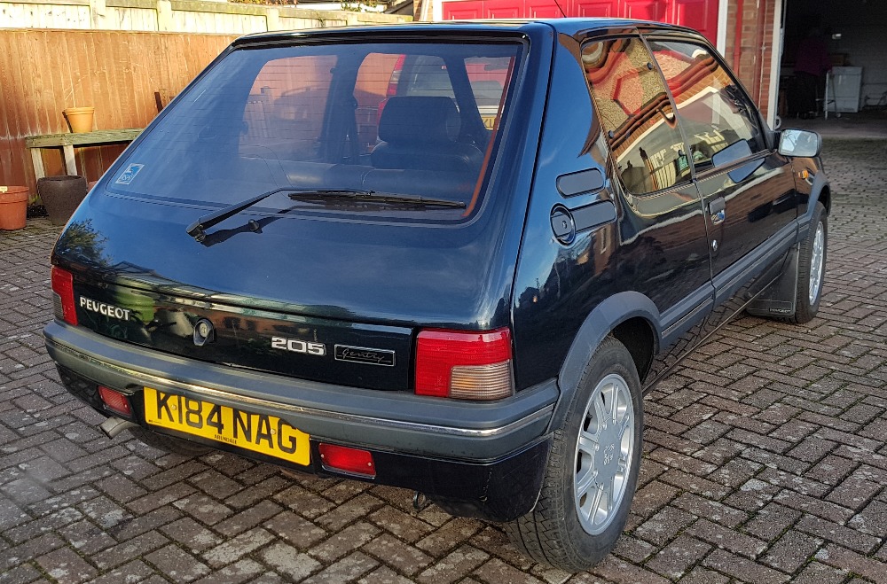 1992 Peugeot 205 Gentry, 1900 cc. Registration number K184 NAG. Chassis number VF320CDF424876790. - Image 3 of 11