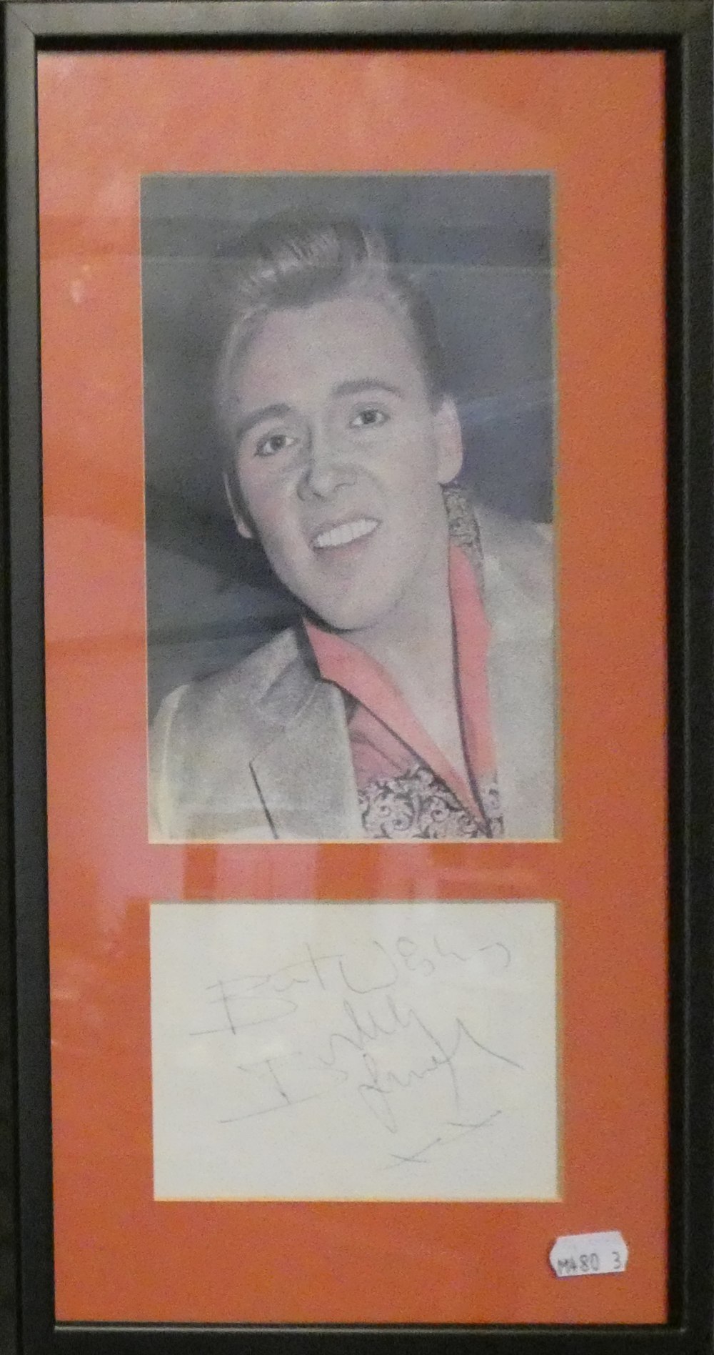 A signed and framed photograph of Billy Fury, together with a pair of signed 45RPM vinyl records - Image 4 of 4