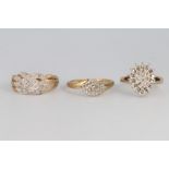 Three 9ct yellow gold gem set rings size J, L 1/2 and M, 7.7 grams