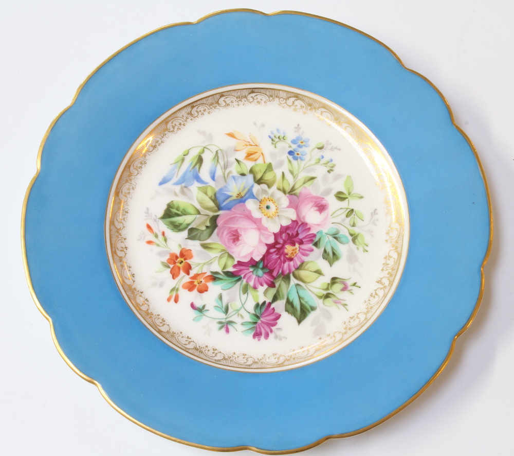 Eleven Continental porcelain dessert plates with blue and gilt borders enclosing spring flowers 21cm - Image 11 of 13