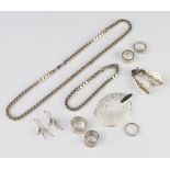 A silver necklace and minor silver jewellery 153 grams