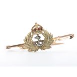 A 9ct yellow gold and enamelled sweetheart brooch 5.3 grams