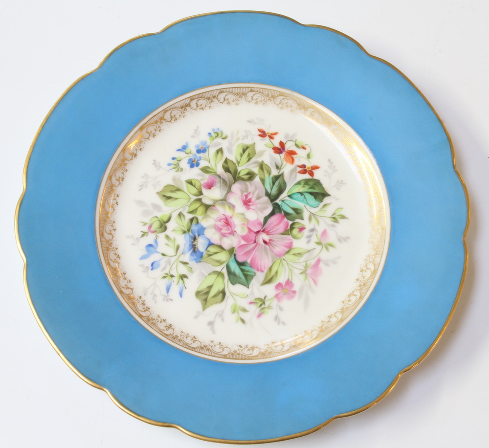 Eleven Continental porcelain dessert plates with blue and gilt borders enclosing spring flowers 21cm - Image 5 of 13