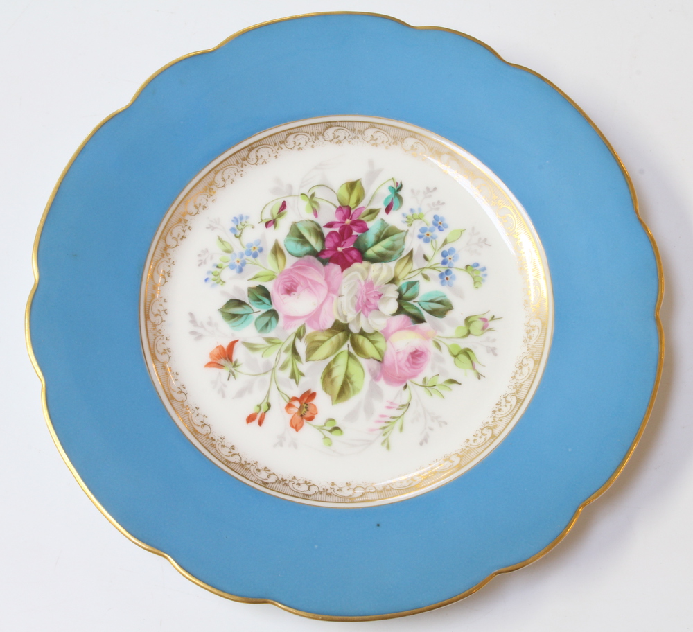 Eleven Continental porcelain dessert plates with blue and gilt borders enclosing spring flowers 21cm - Image 8 of 13