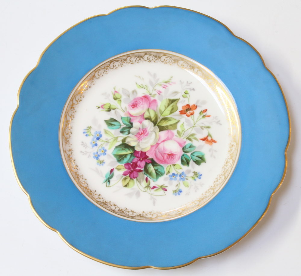 Eleven Continental porcelain dessert plates with blue and gilt borders enclosing spring flowers 21cm - Image 3 of 13