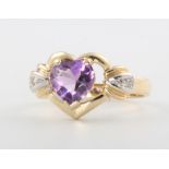 A 9ct yellow gold amethyst dress ring size M, 2.9 grams