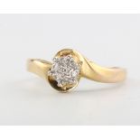 A 9ct yellow gold diamond cluster ring, size M 1/2, 2.1 grams