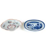 AN 18TH CENTURY CHINESE PORCELAIN FAMILLE-ROSE DISH of lobed form, floral decorated with central