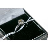 A LADY'S 14K WHITE GOLD COLLET SET SOLITAIRE DIAMOND RING, approximately 1 carat, size L, stamped