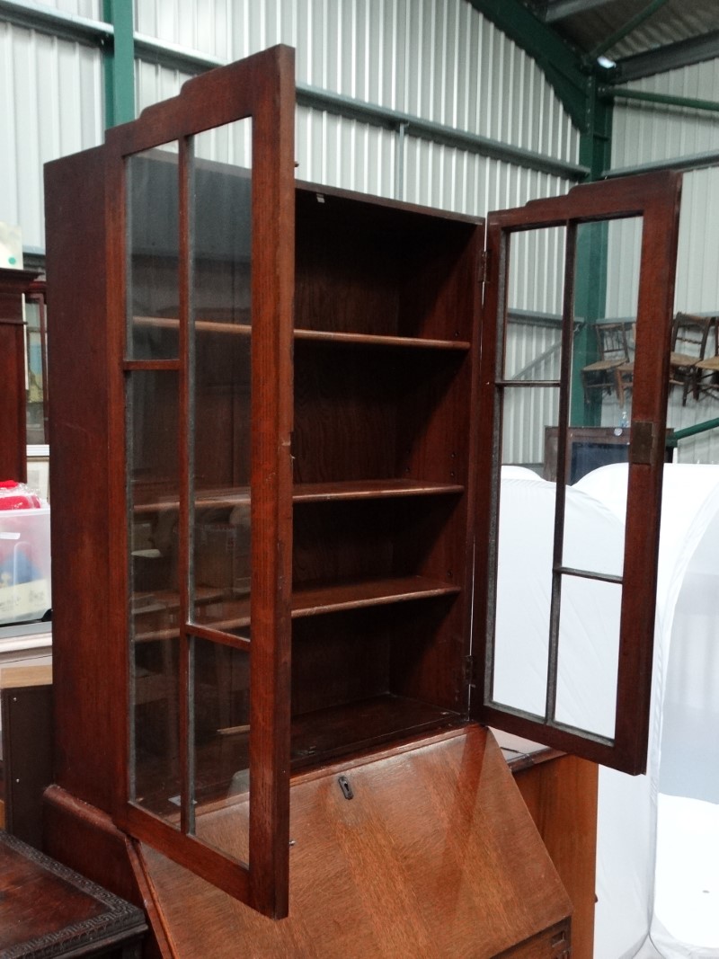 1930/40s bureau bookcase CONDITION: Please Note - we do not make reference to the - Image 4 of 6