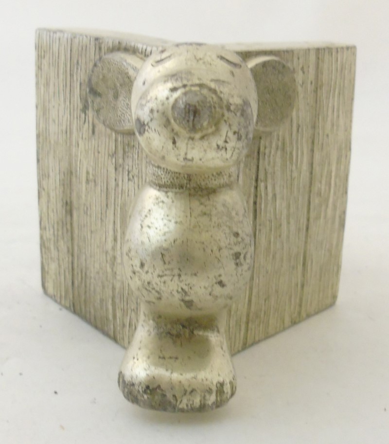 A silver plated money box entitled 'Snoopy' part of the 1958 - 1966 United Feature Syndicate Inc. - Image 2 of 7