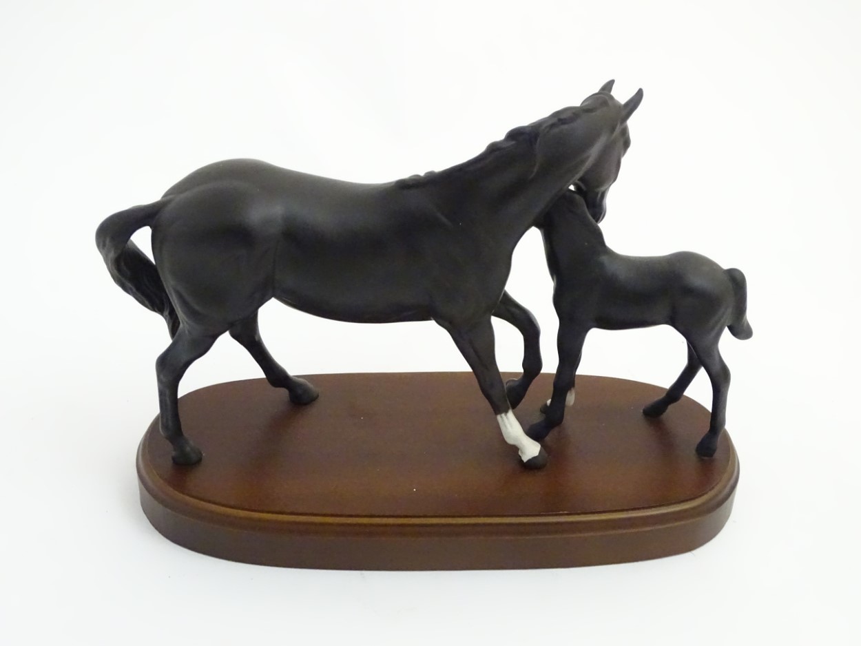 A Royal Doulton 'Black Beauty and Foal' equestrian group on a wooden plinth. Approx. - Image 5 of 7