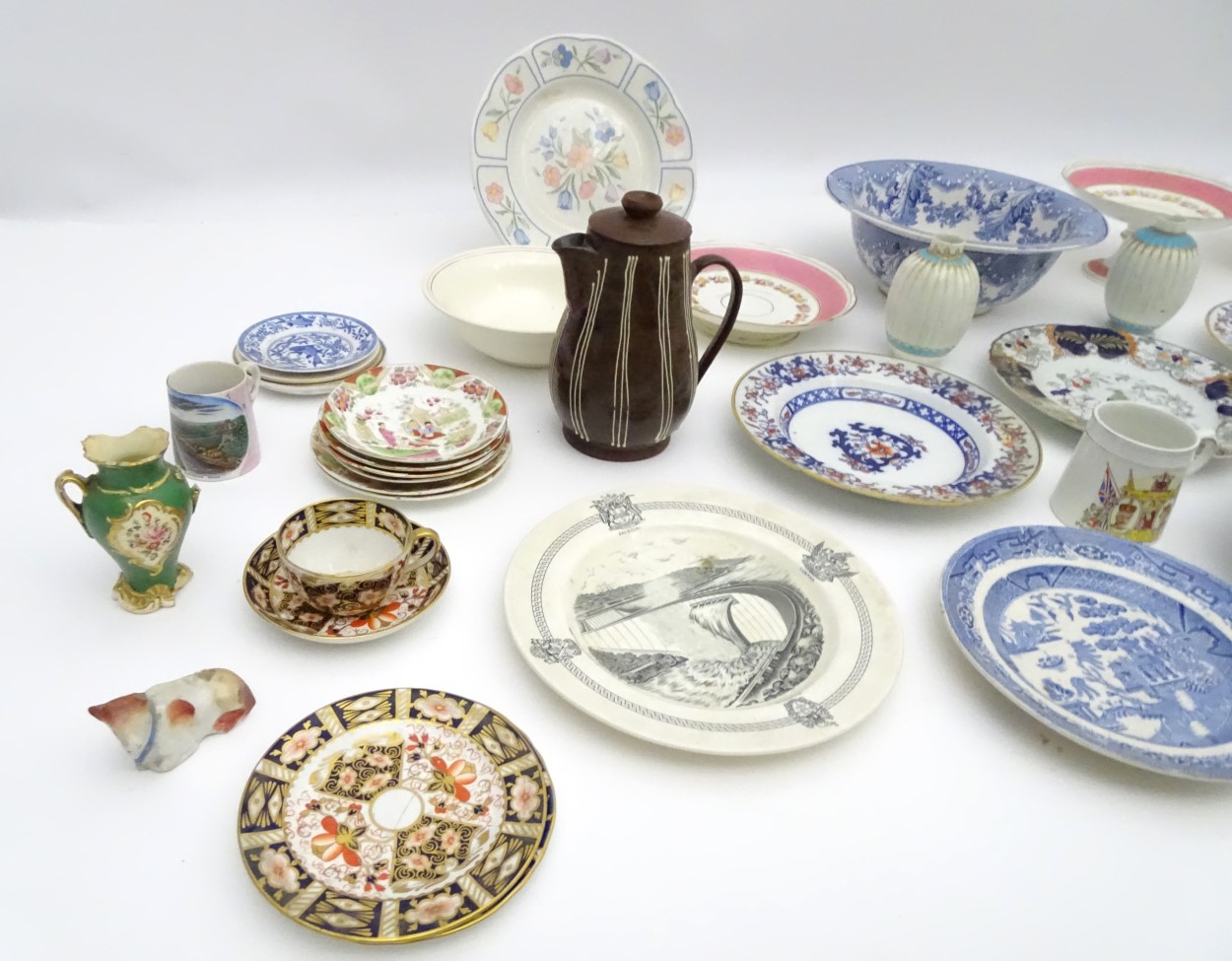 A quantity of assorted ceramics, makers to include Royal Crown Derby, Wagstaff and Brunt, - Image 6 of 6