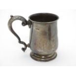 A silver tankard hallmarked London 1939 maker Blackmore & Fletcher Ltd.