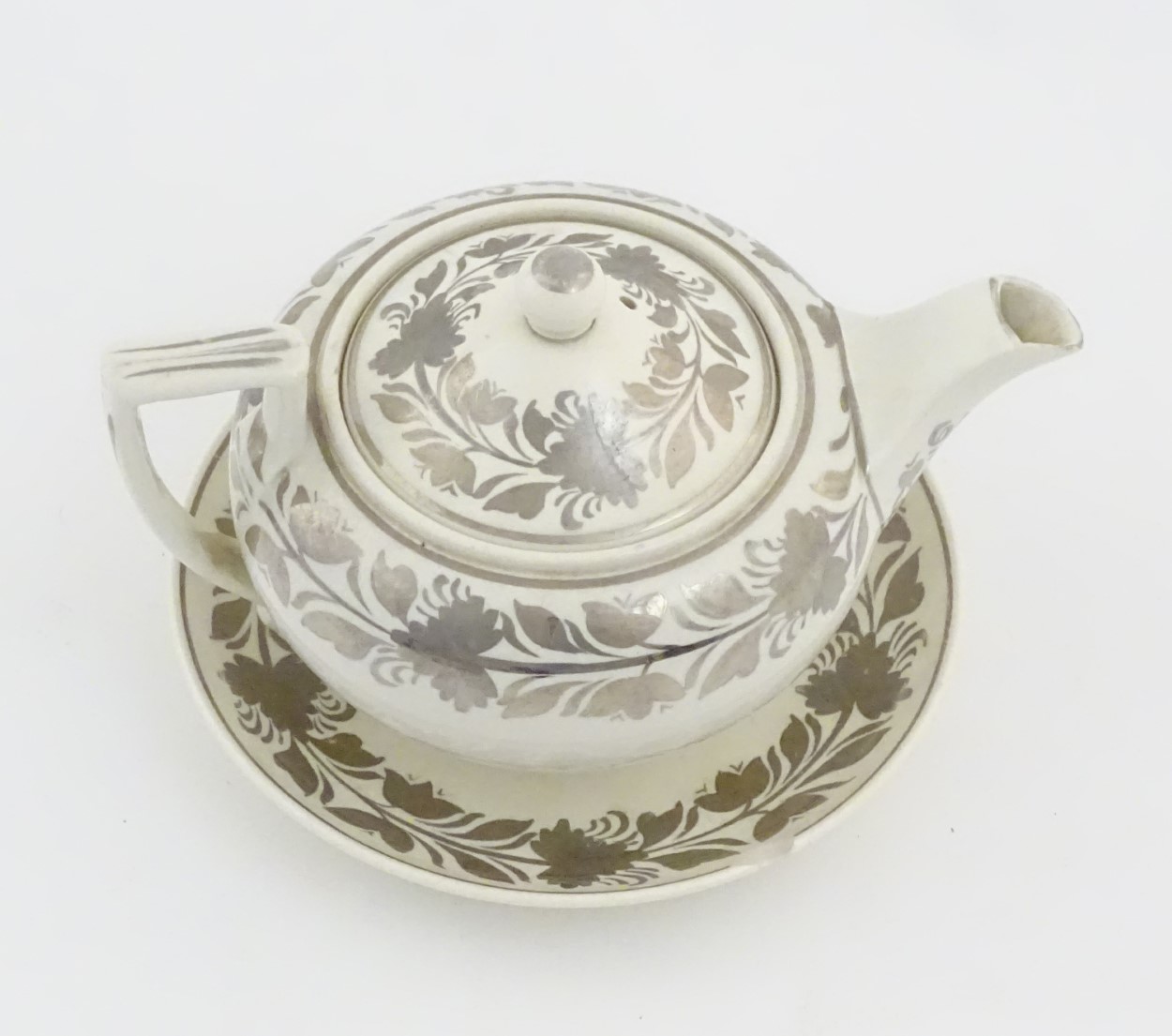 A white Wedgewood teapot and saucer with banded silver lustre decoration. Teapot approx. - Image 6 of 8