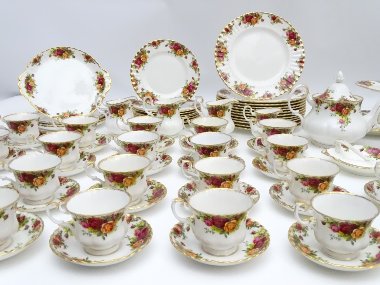 A large quantity of Royal Albert dinner wares in 'Old Country Roses', to include plates, teapots, - Image 11 of 14