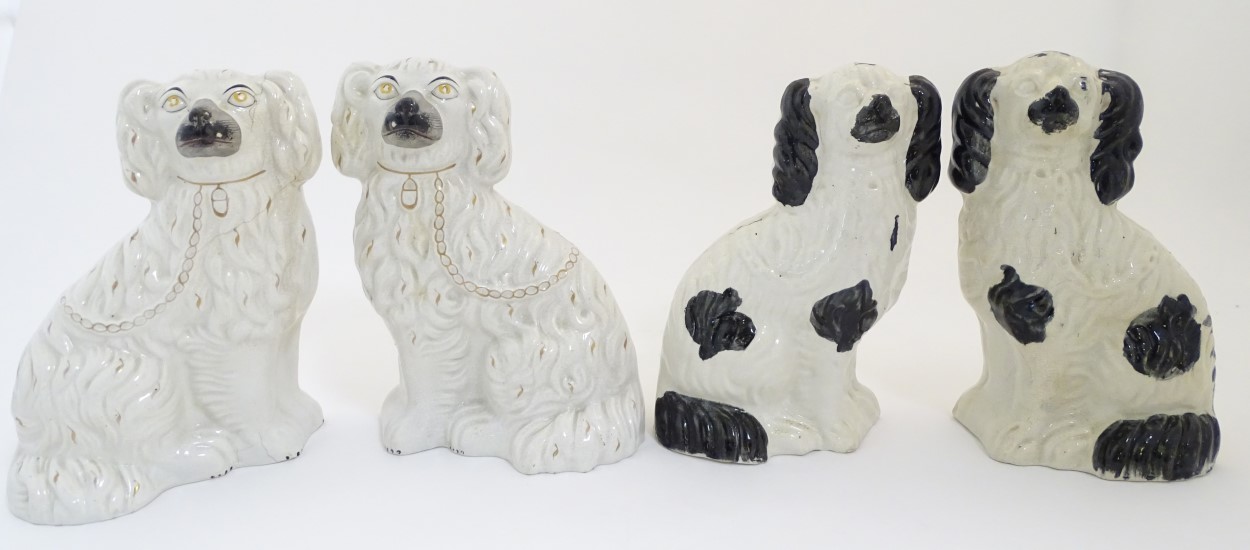 Two pairs of Staffordshire Victorian seated spaniels. - Image 6 of 7