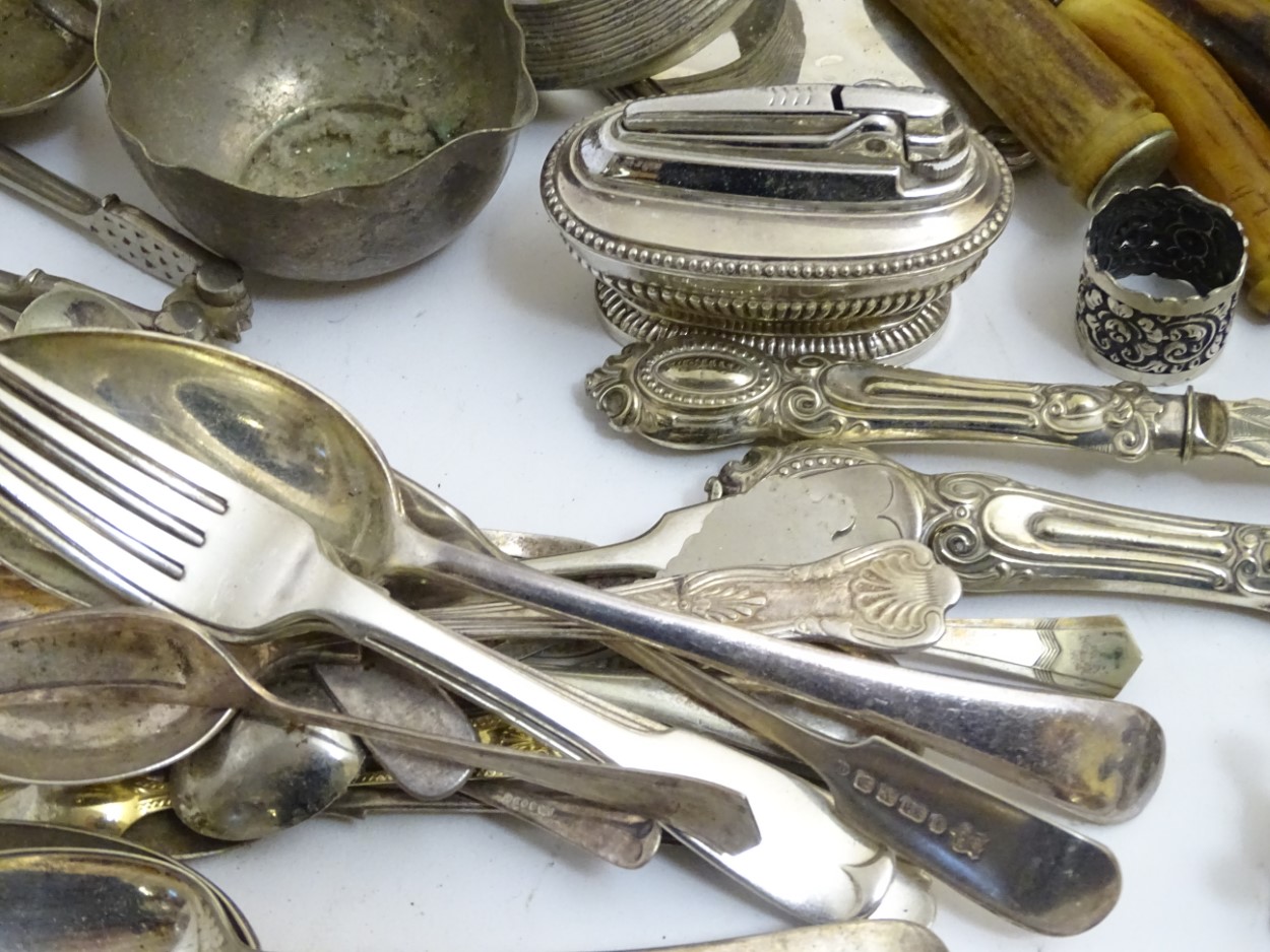 Assorted silver plated wares to include coffee pot, sugar bowls, tray, toast rack , mug, - Image 4 of 13