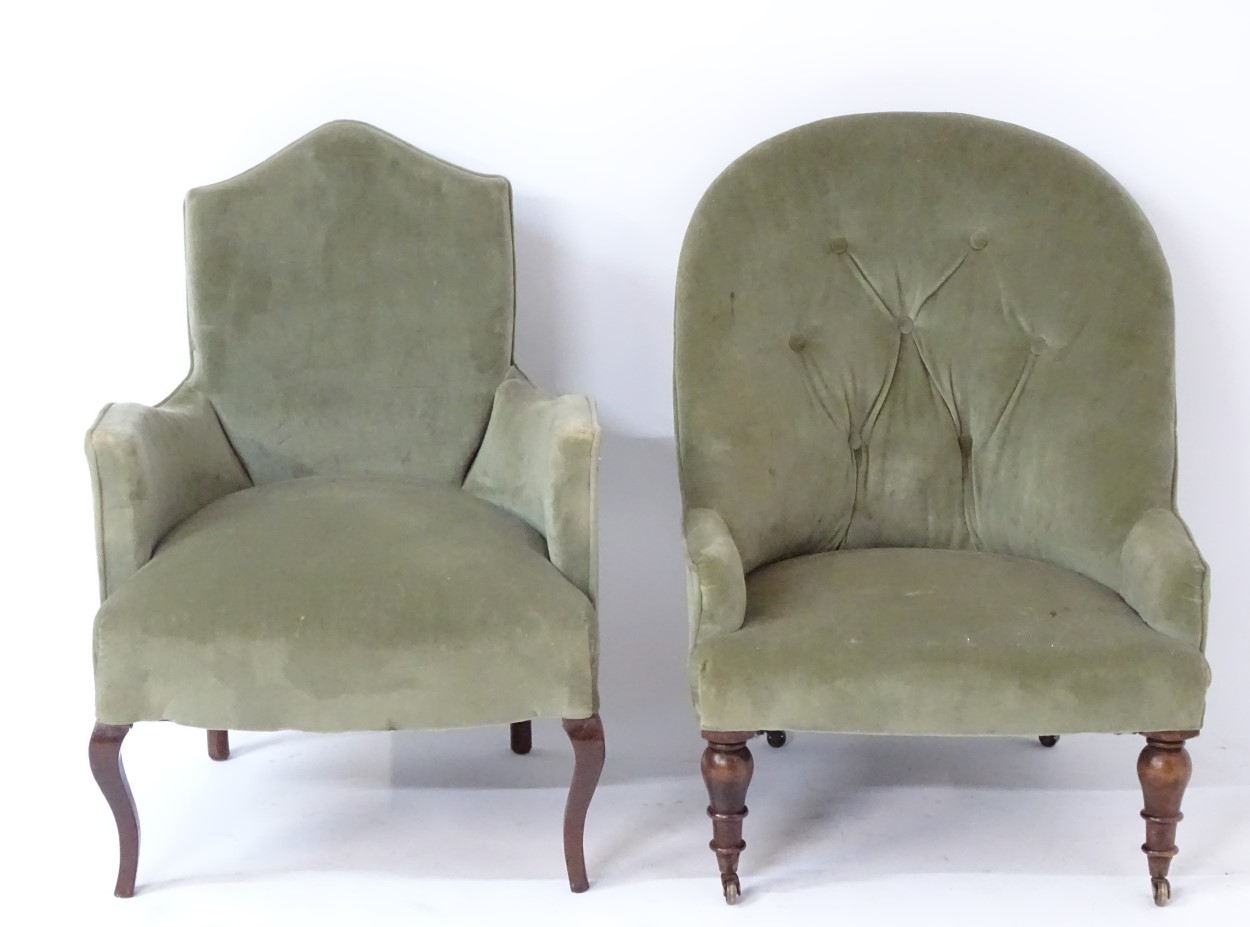 Two early 20thC nursing chairs, one with shield back, shaped arms, and standing on tapering legs. - Image 4 of 6