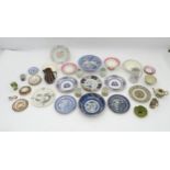 A quantity of assorted ceramics, makers to include Royal Crown Derby, Wagstaff and Brunt,