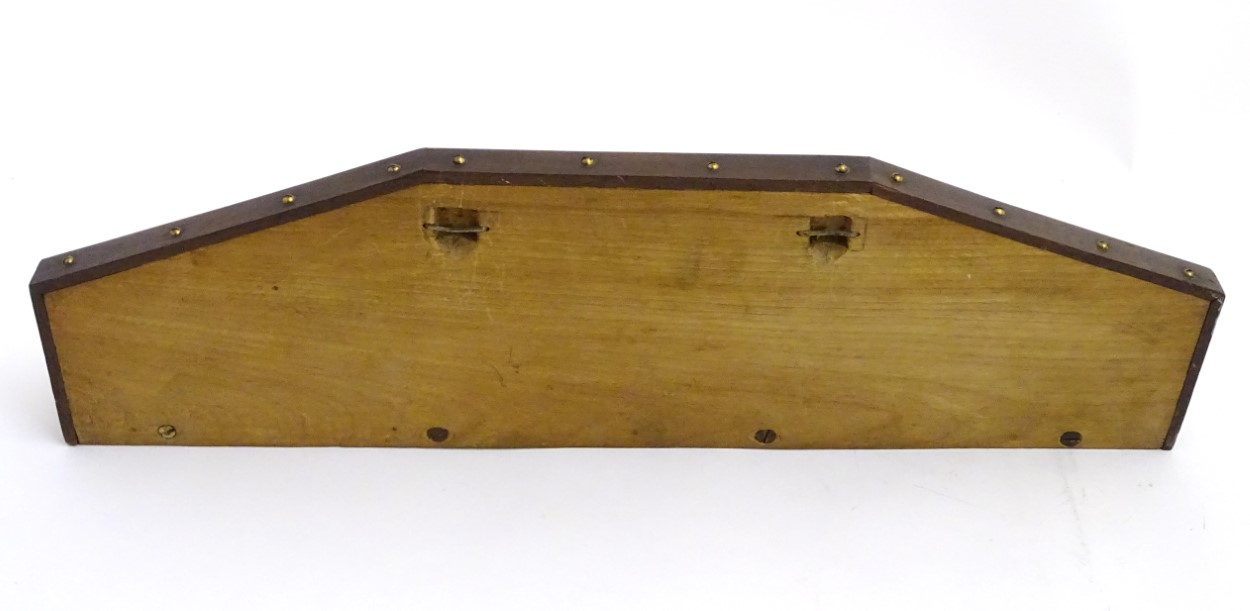 Pipe smoking: An early 20thC oak pipe rack, with provision for nine pipes, - Image 7 of 12