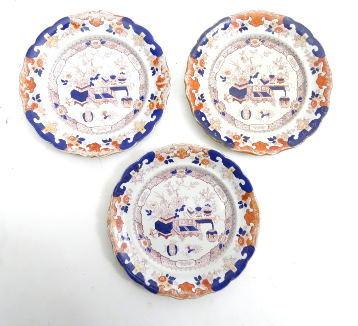 An assorted quantity of iron stone china dinner wares with a chinoiserie scene and clobbered - Image 6 of 15