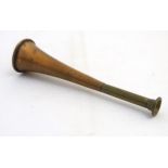 Hunting: an early 20thC hunting horn, of brass and copper construction, 8 3/4" long,