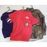 A Drake Waterfowl long sleeve vented wing shooters shirt, size M,