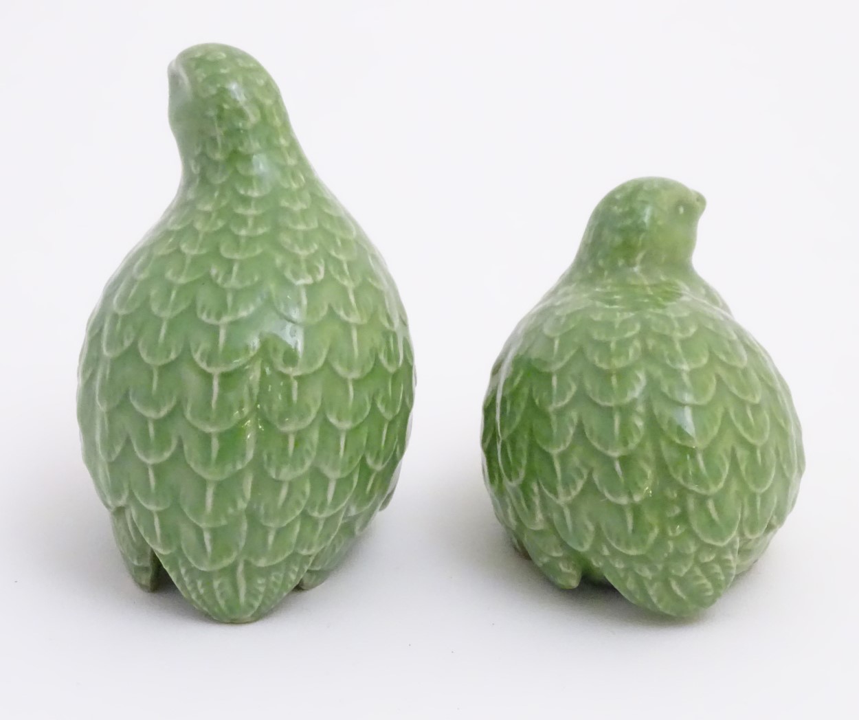 Two oriental green quail figures. Height of tallest quail: approx. 4 1/2". - Image 5 of 6