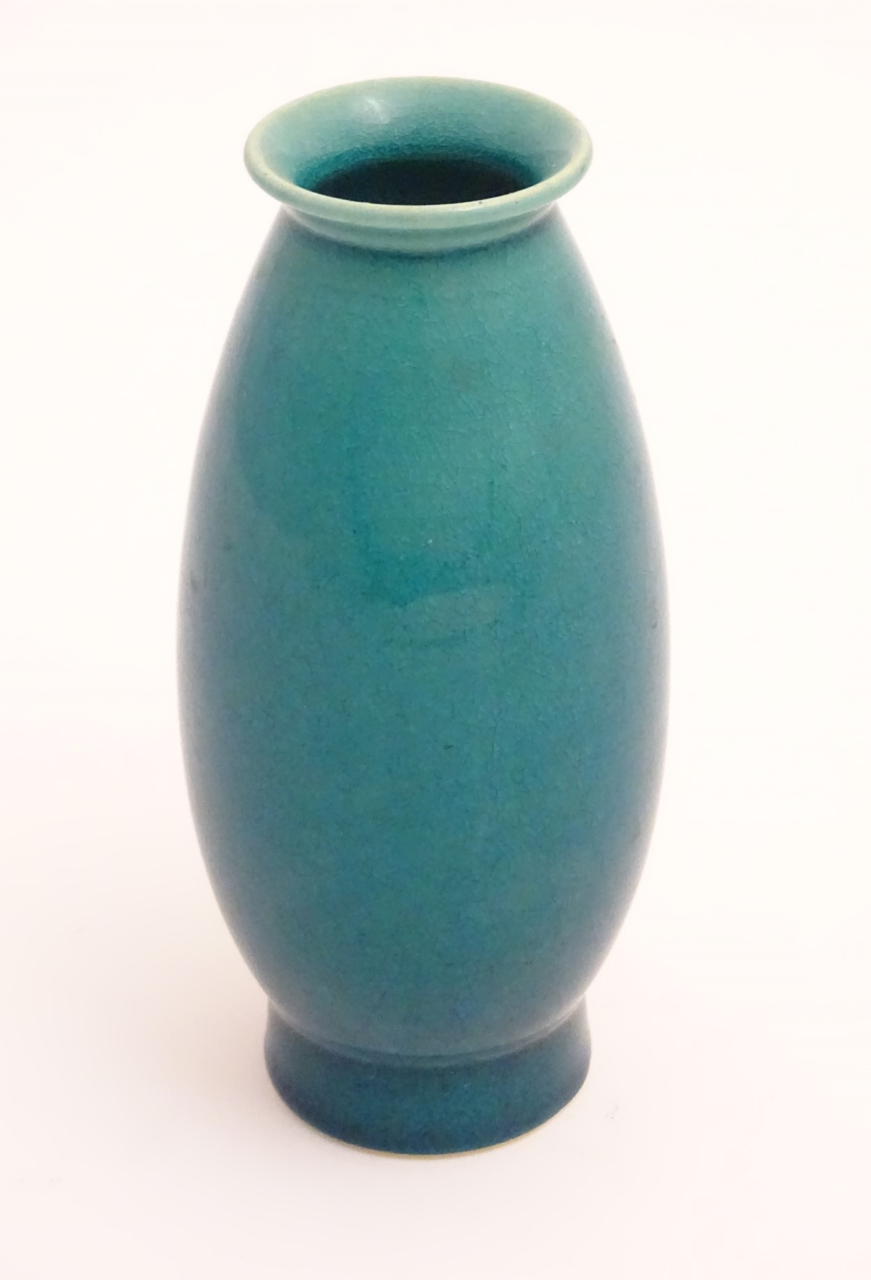 An oriental vase of ovoid form with a flared rim and base with craquelure decoration. Approx. - Image 4 of 6