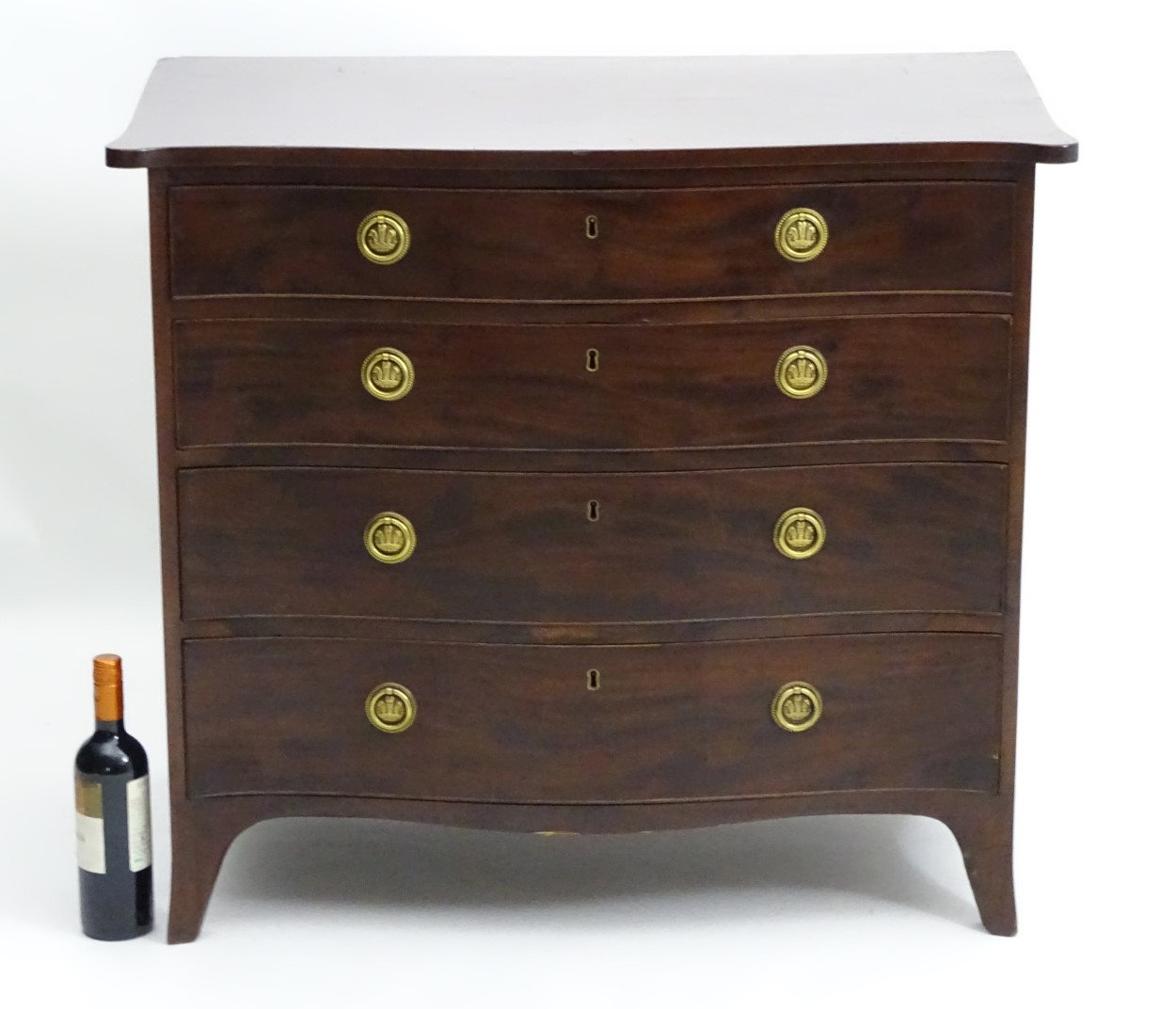 A mid 19thC mahogany chest of drawers with serpentine shaped front, - Image 5 of 12