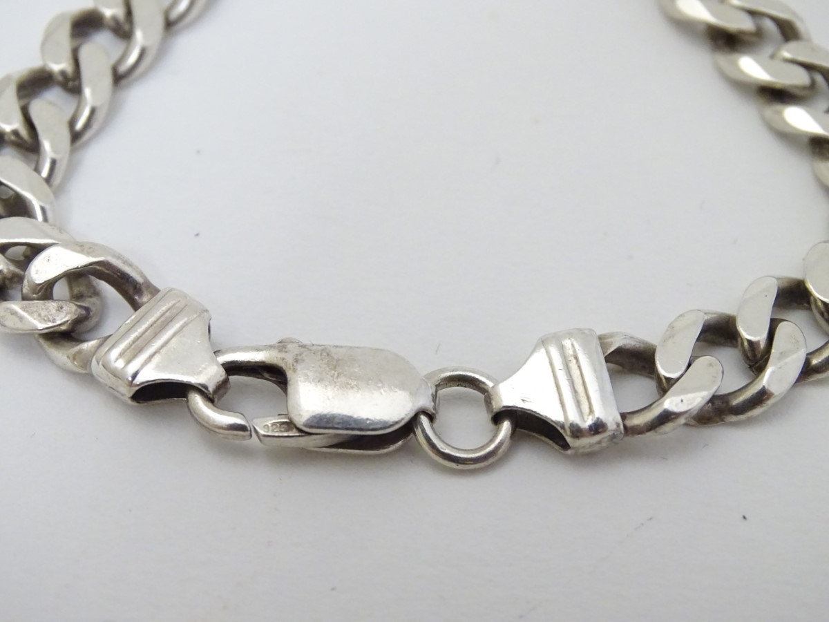 A silver chain necklace approx 20" long (56g) CONDITION: Please Note - we do not - Image 7 of 10