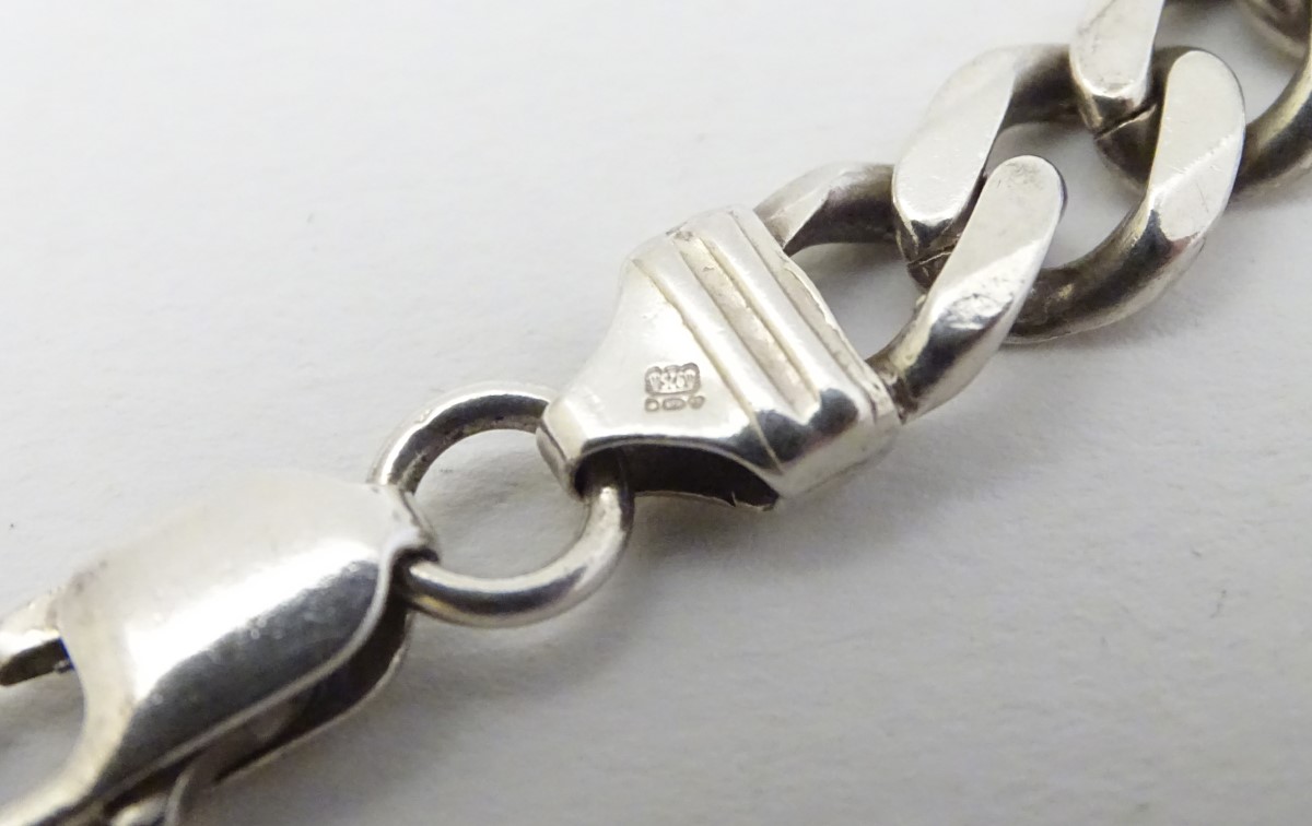 A silver chain necklace approx 20" long (56g) CONDITION: Please Note - we do not - Image 9 of 10