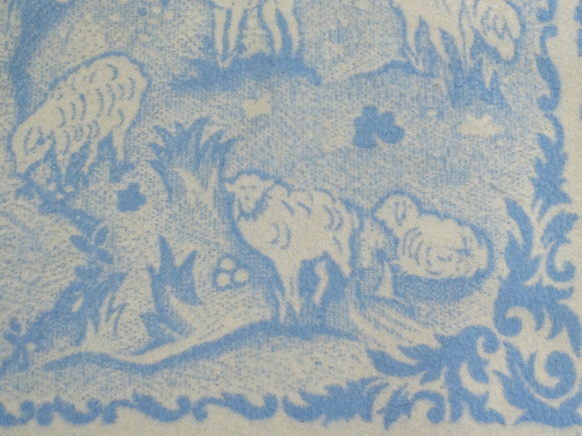Dutch pure wool blanket, pale blue and cream double sided with a floral, - Image 9 of 14