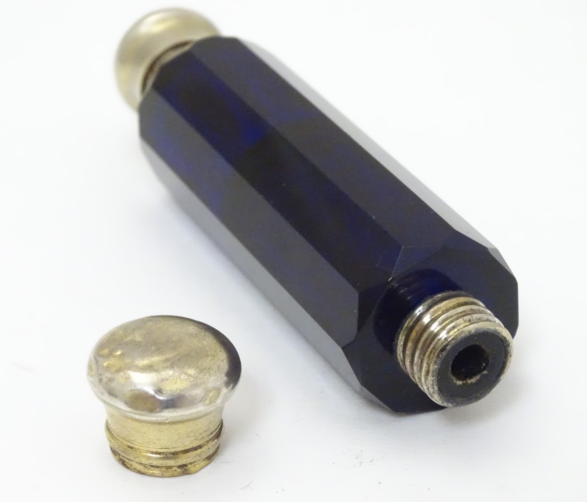 Double ended Scent Bottle , - Image 4 of 4