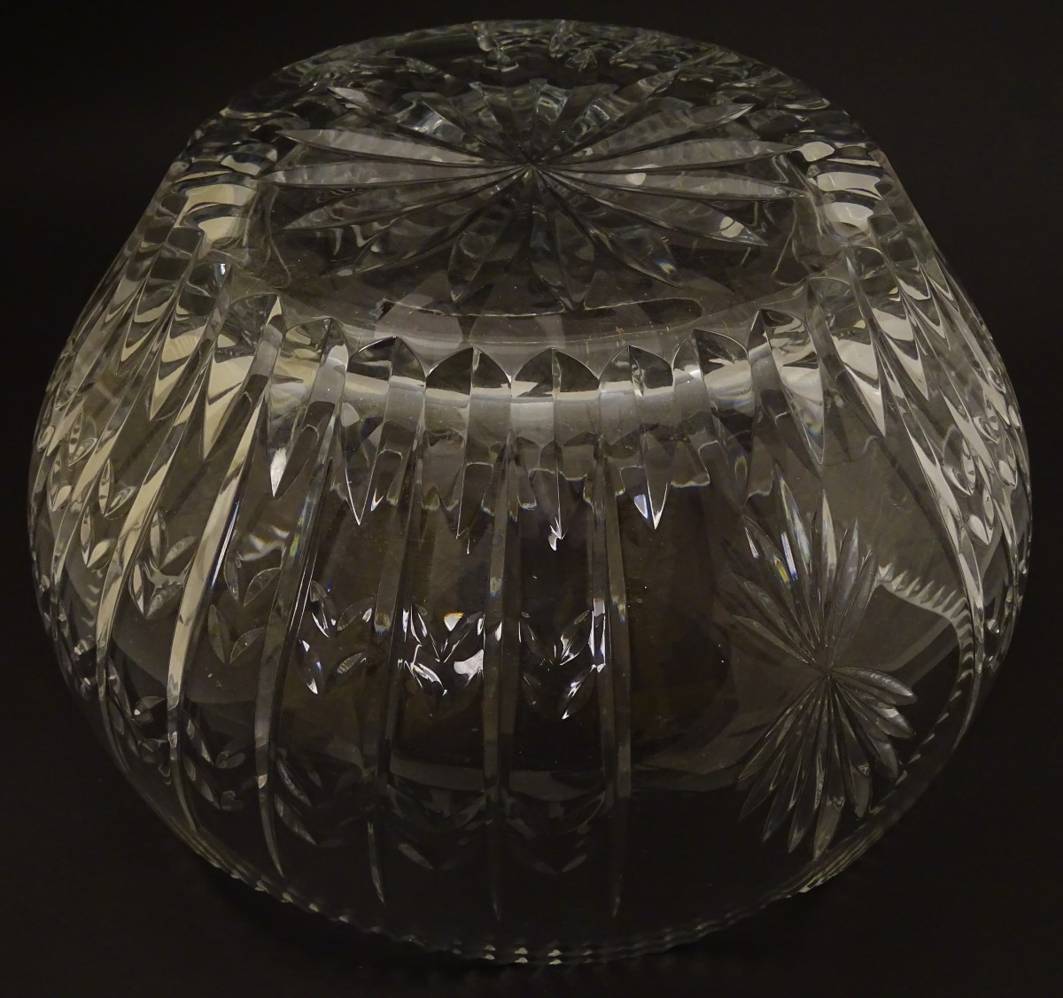 Faberge: a 'House of Carl Faberge 85 FM' crystal cut glass bowl with wavy edge, - Image 7 of 9