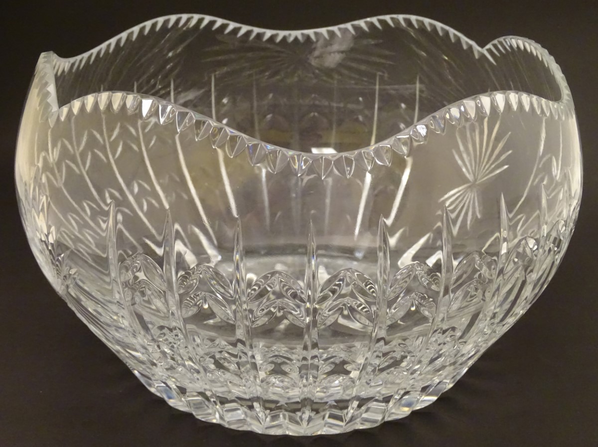 Faberge: a 'House of Carl Faberge 85 FM' crystal cut glass bowl with wavy edge, - Image 3 of 9