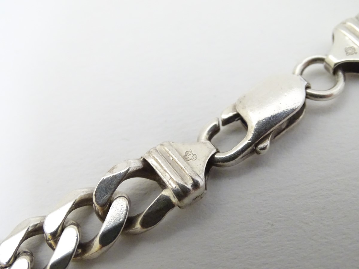 A silver chain necklace approx 20" long (56g) CONDITION: Please Note - we do not - Image 3 of 10