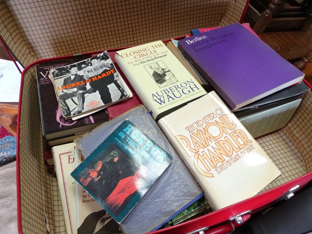 A large quantity of hardback and paperback books, - Image 3 of 4