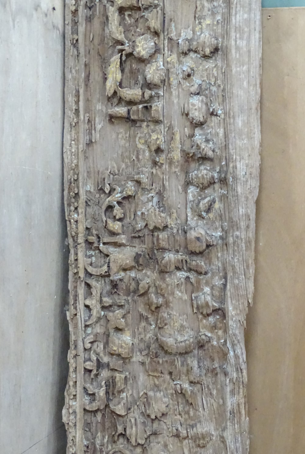 An old carved oak panel CONDITION: Please Note - we do not make reference to the - Image 3 of 3