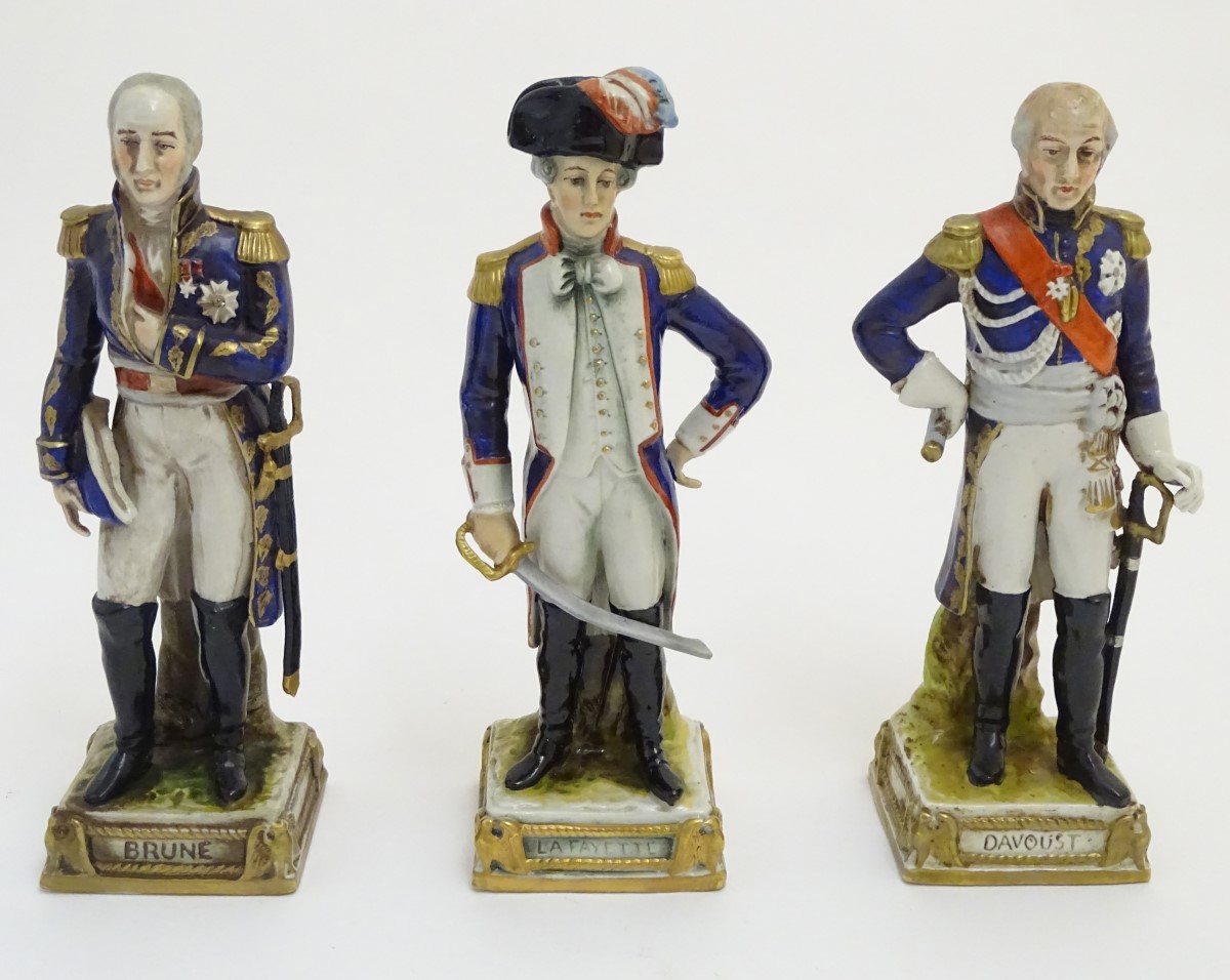 A group of six French ceramic Napoleonic military figures with various attributes and poses, - Bild 7 aus 8
