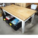 A 21stC kitchen table CONDITION: Please Note - we do not make reference to the