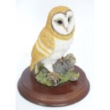 A Leonardo Collection model of a barn owl CONDITION: Please Note - we do not make