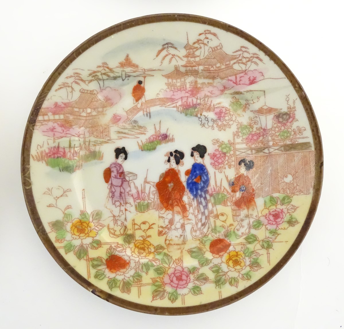 Six Japanese plates depicting figures in traditional dress in an Oriental landscape depicting Mount - Image 2 of 8