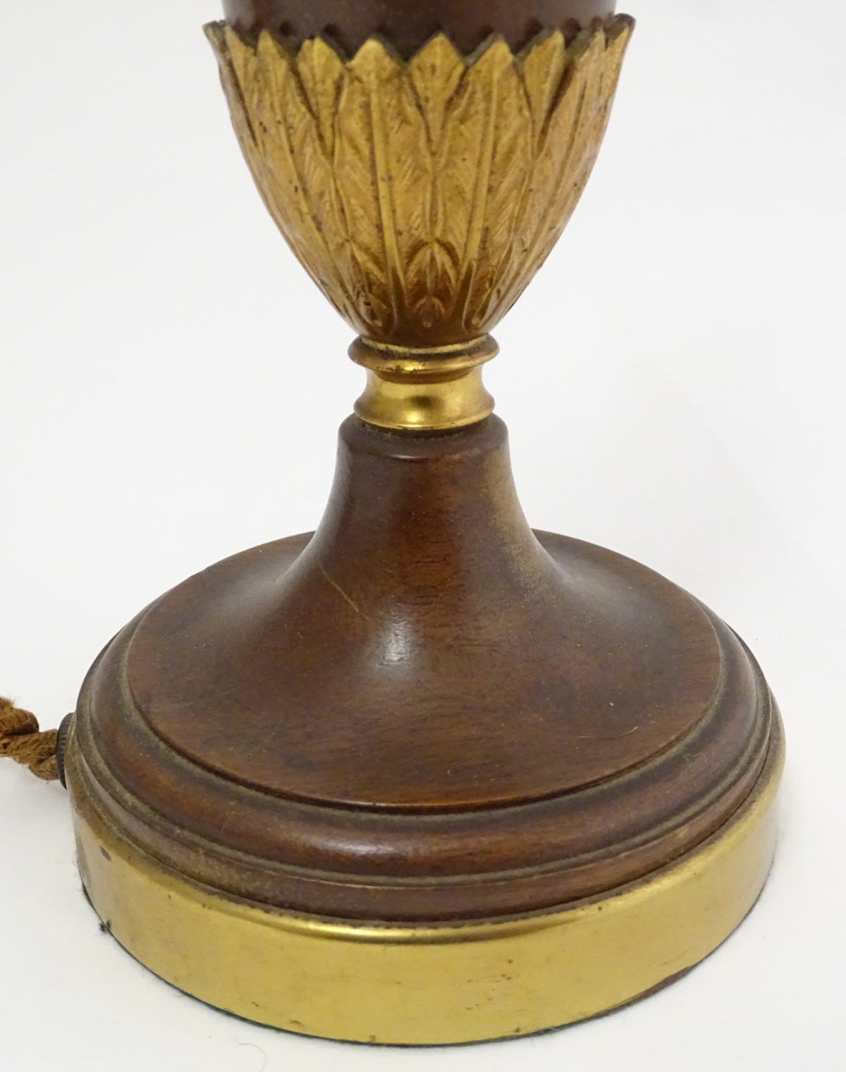 An Edwardian (early XX) turned mahogany and brass pedestal table lamp base with weighted base, - Image 4 of 4