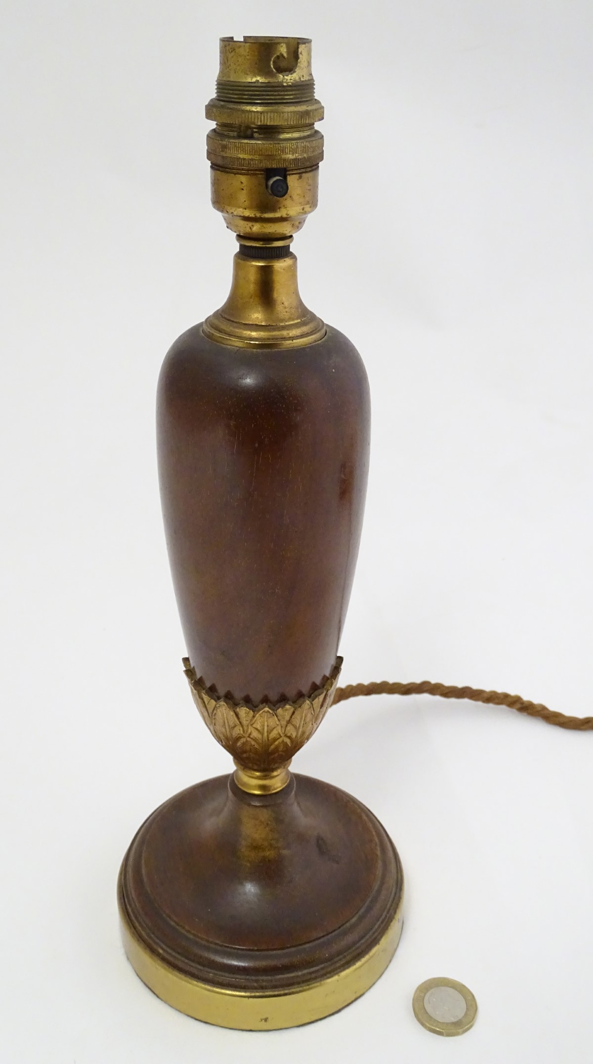 An Edwardian (early XX) turned mahogany and brass pedestal table lamp base with weighted base, - Image 3 of 4