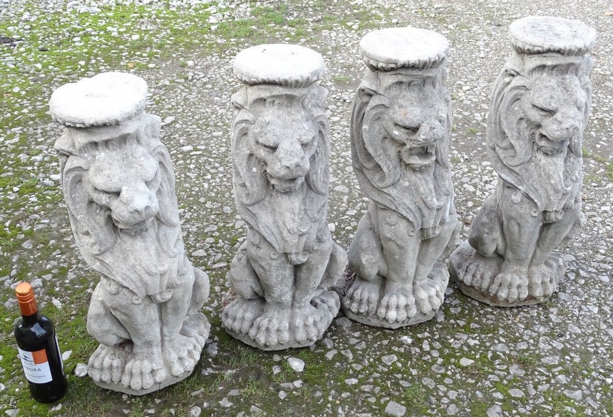 Garden and architectural salvage: A set of four cast composite stone sejant lions / lion supports. - Image 3 of 7